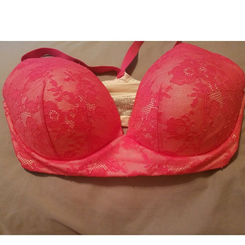 Victoria secret bra.